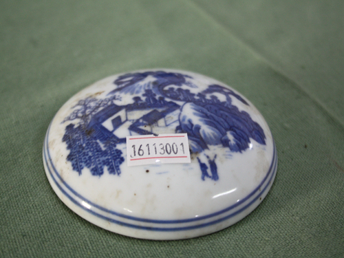 16113001民国时期山水纹青花印盒盖